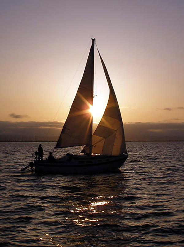 Cal 28 at Sunset